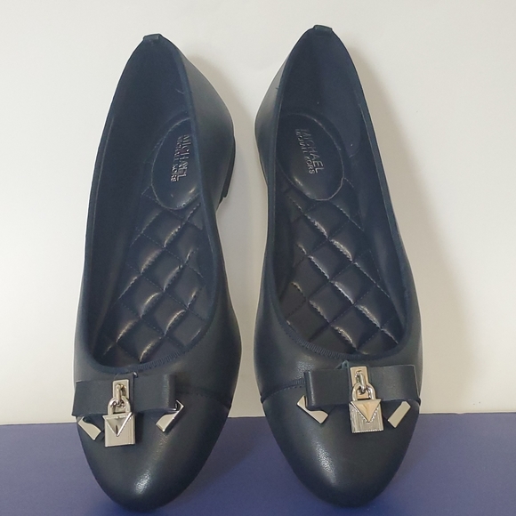 NEW Michael Kors navy blue flats - Picture 4 of 6